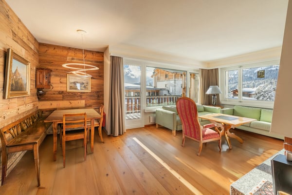 Praktisch gelegene 1.5-Zimmer-Ferienwohnung in Valbella mit Südbalkon 2