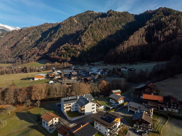 Ferienwohnung in Lunden: moderner Alpenstil mit Blick ins Prättigau 5