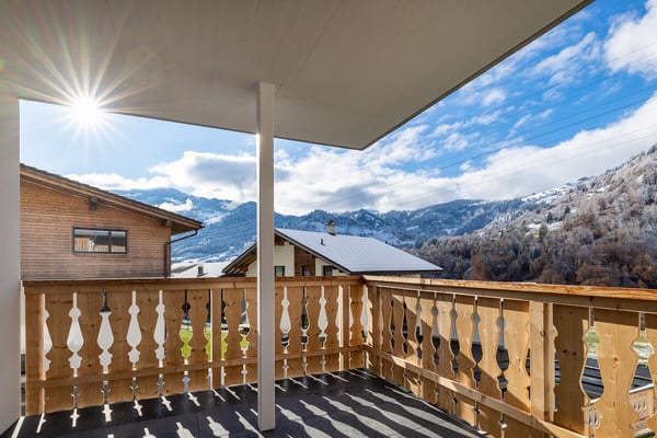 Lunden im Prättigau: Wohnung im Erstbezug mit Ruhe und Privatsphäre 1