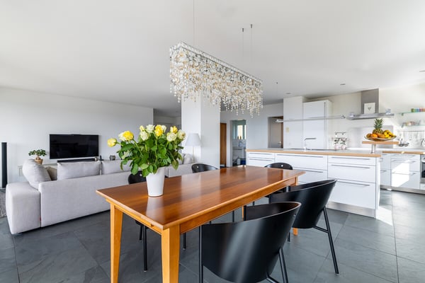4.5-Zimmer-Wohnung in Erlenbach mit grosszügiger Terrasse 3