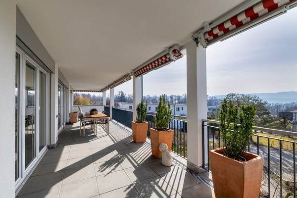 4.5-Zimmer-Wohnung in Erlenbach mit grosszügiger Terrasse 1