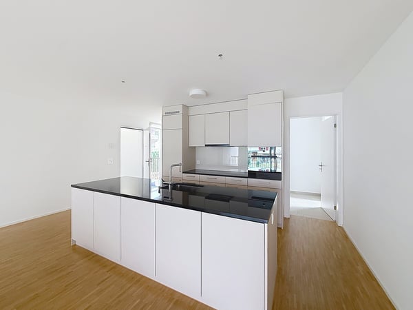 3.5 Zimmerwohnung mit Sitzplatz in Rapperswil-Jona zu vermieten 2