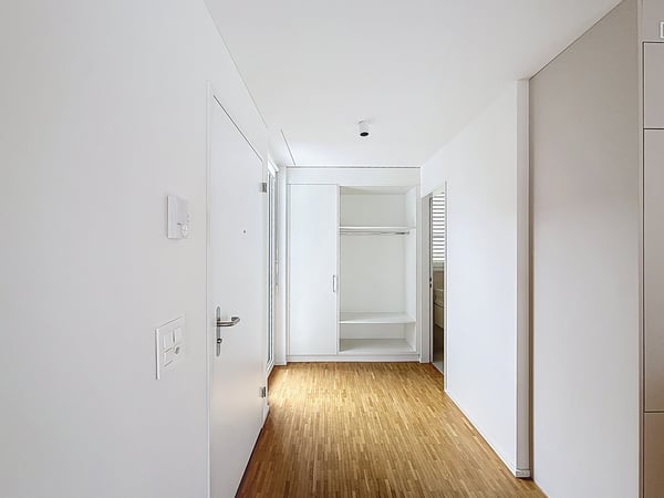 3.5 Zimmerwohnung mit Sitzplatz in Rapperswil-Jona zu vermieten 4