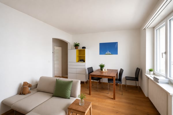 3-Zimmer-Wohnung im 1. Stock an zentraler Lage in Zürich 5