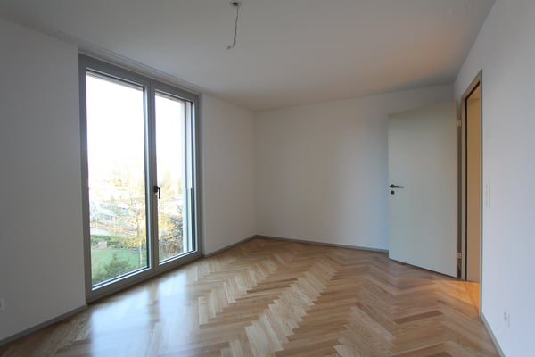 Attraktive 2.5-Zimmerwohnung mit Terrasse und Seeblick in Meilen 4