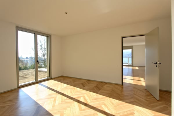 Attraktive 5.5-Zimmerwohnung mit Terrasse und Seeblick in Meilen 3
