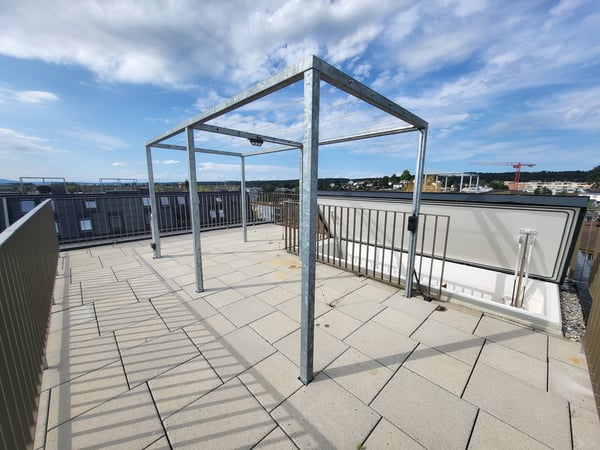 Dachwohnung mit Aussicht über die Stadt Uster zu vermieten