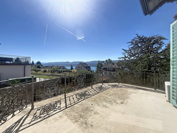 Stilvolle Büroräume in charaktervoller Villa im Herzen von Zollikon 4