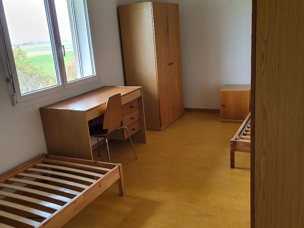 5,5-Zimmer-Wohnung im 1. Stock in Montets 12