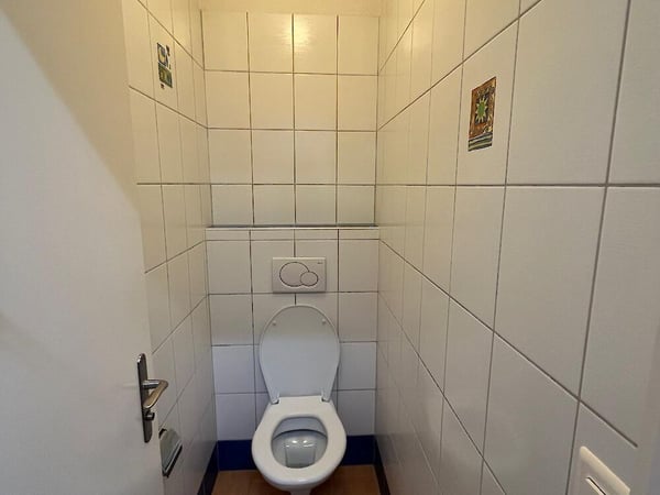 Grosse 5.5-Zimmerwohnung in Montet 10