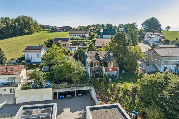 Doppeleinfamilienhaus in Mézières 17