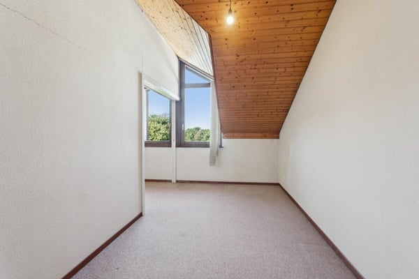 Doppeleinfamilienhaus in Mézières 10