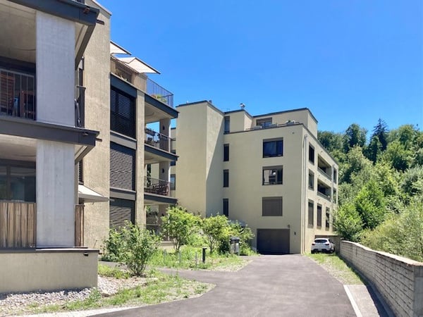 Moderne 2.5-Zimmer-Wohnung in Zürich Schwamendingen 1