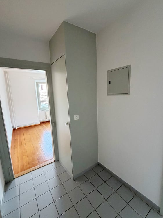Charmante 2.5-Zimmerwohnung in Bauma 5