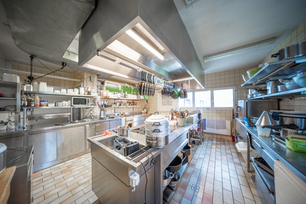 Traditionelles Restaurant mit gemütlicher Wirtewohnung 5