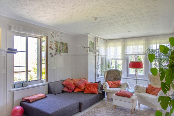 Stilvolles Einfamilienhaus mit viel Charme und grosszügigem Naturgar 3
