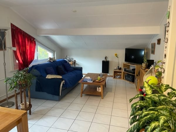 Appartement de 3 pièces avec terrasse extérieure à Areuse 1