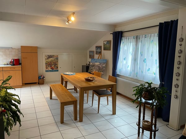 Appartement de 3 pièces avec terrasse extérieure à Areuse 2