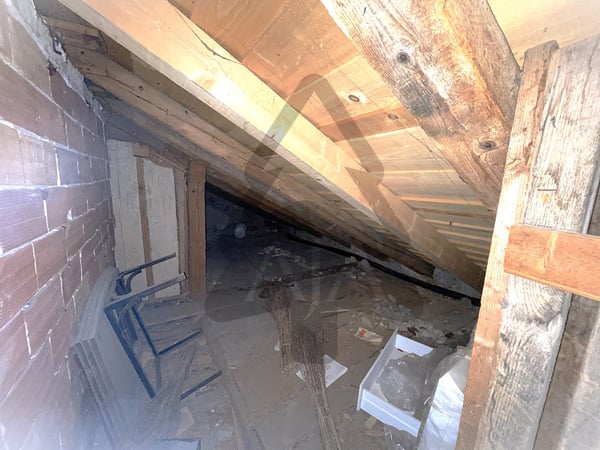 Couvet, belle maison familiale de 4 appartements avec jardins et terrasses au Centre-Nord du Village 26