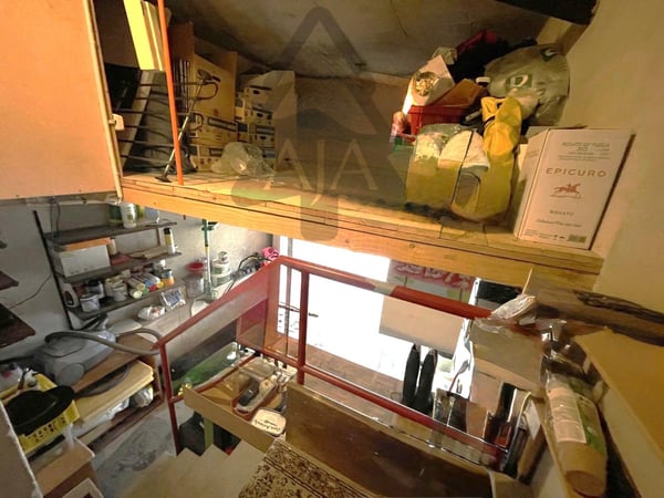 St-Aubin-Sauges, spacieux appartement de 4,5 pièces (121 m2) avec jardin privatif (53 m2), garage 25