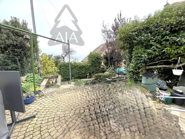 St-Aubin-Sauges, spacieux appartement de 4,5 pièces (121 m2) avec jardin privatif (53 m2), garage 16