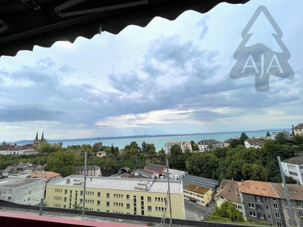 Neuchâtel, spacieux appartement de 3,5 pièces (109 m2) avec balcon et garage individuel 11