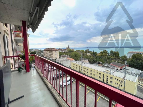Neuchâtel, spacieux appartement de 3,5 pièces (109 m2) avec balcon et garage individuel 2