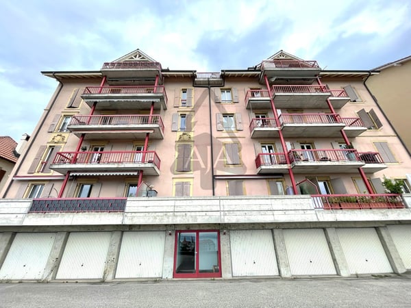 Neuchâtel, spacieux appartement de 3,5 pièces (109 m2) avec balcon et garage individuel 13