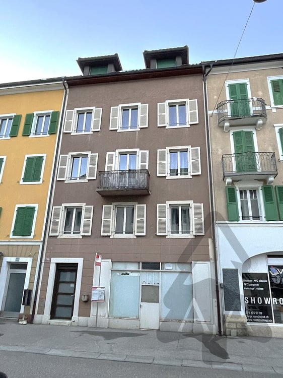 Saint-Imier, immeuble de rendement, au Centre de la Commune 1