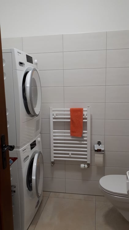 Appartement  à Fenin avec villageoise 13