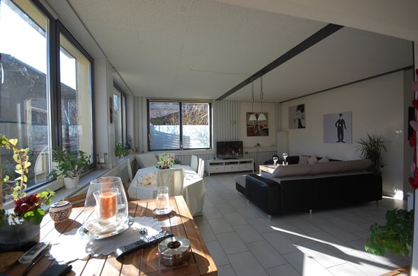 Magnifique maison de 2 grands et lumineux appartements. 5