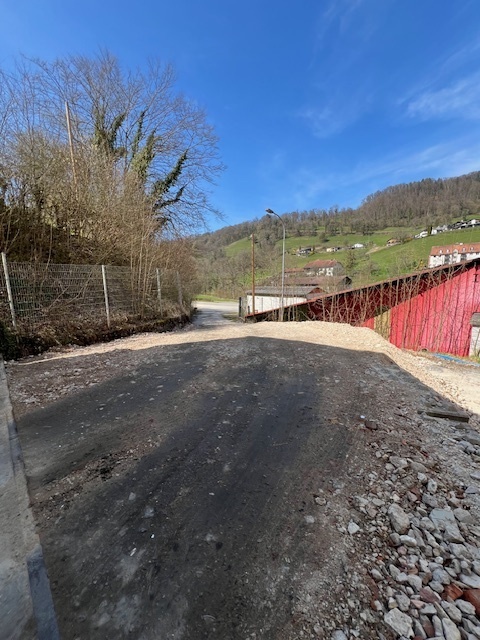À louer : Espaces industriels à partir de 250 m² jusqu'à 5 000 m². 3