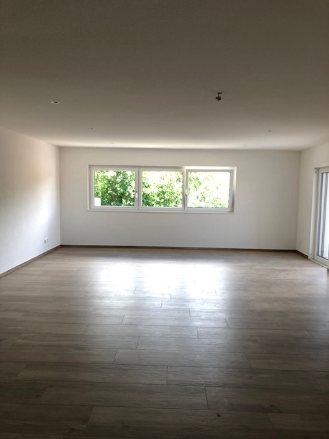 A VENDRE!!!  MAGNIFIQUE APPARTEMENT DE 1.5 PCS AU 1ER ETAGE. 7
