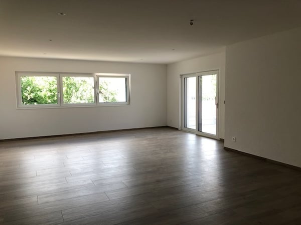 A VENDRE!!!  MAGNIFIQUE APPARTEMENT DE 1.5 PCS AU 1ER ETAGE. 8