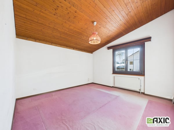 BAISSE DE PRIX - Maison de charme à rénover avec grand terrain. 12