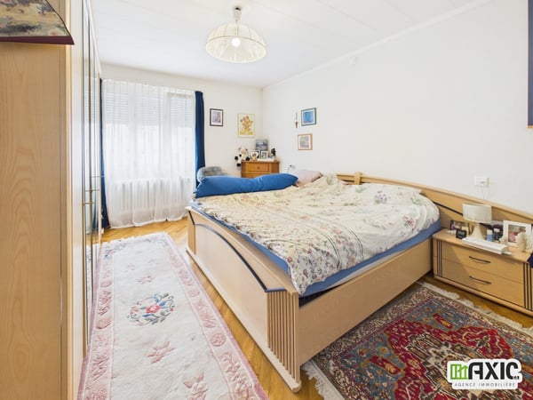 À vendre à Delémont : immeuble mixte comprenant 6 logements et 1 commerce 12