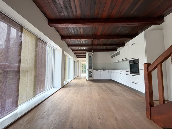 Superbe appartement de 4 pièces avec jardin et terrasse à Develier. 4