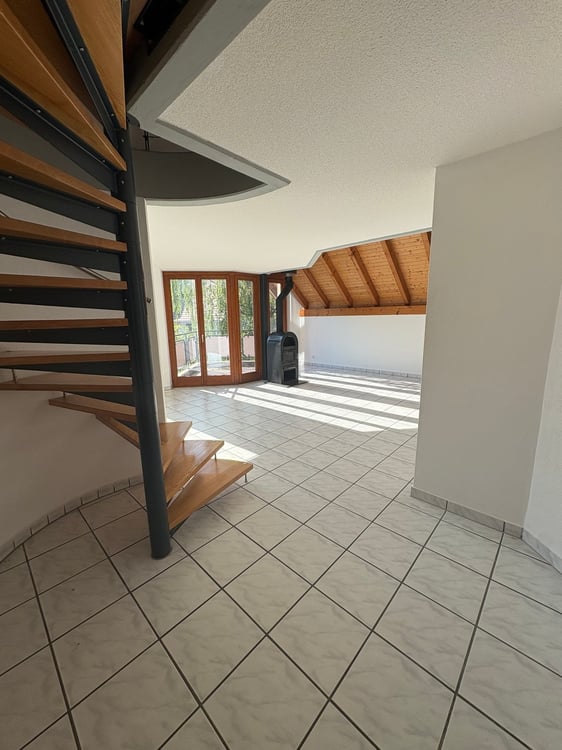 À louer : Duplex 4.5 pièces moderne et chaleureux à Soyhières 3