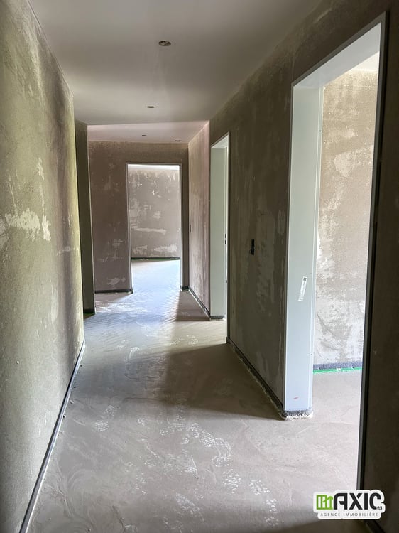 A vendre magnifique 4.5 pièces neuf de haut standing à Delémont 10