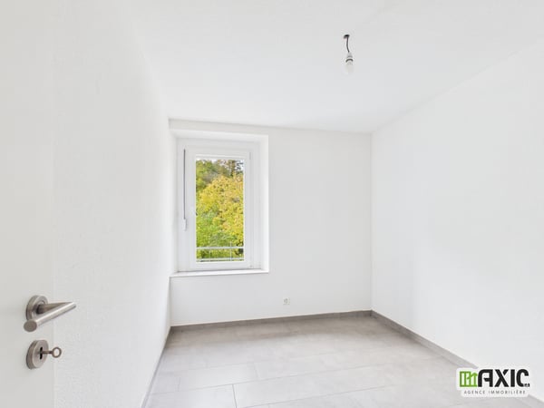 Courrendlin : 4,5 pièces rénové au 1er étage avec jardin privatif 6