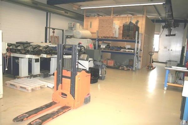 NOUVEAU PRIX DE VENTE - Complexe industriel de 4'554 m² totalement rénové et loué à 33 entreprises 15