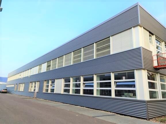 NOUVEAU PRIX DE VENTE - Complexe industriel de 4'554 m² totalement rénové et loué à 33 entreprises 5