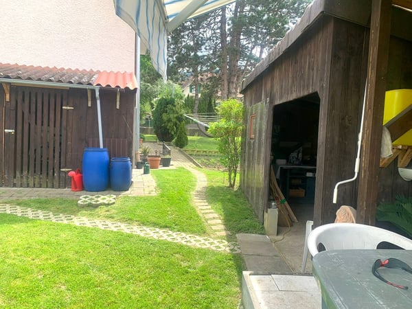 TRES GROSSE BAISSE DU PRIX DE VENTE - Plaisante maison familiale de 5,5 pièces totalement rénovée 37