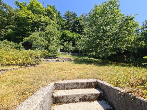 GROSSE BAISSE DU PRIX DE VENTE - Grande maison familiale de 7,5 pièces bien située avec garage 30