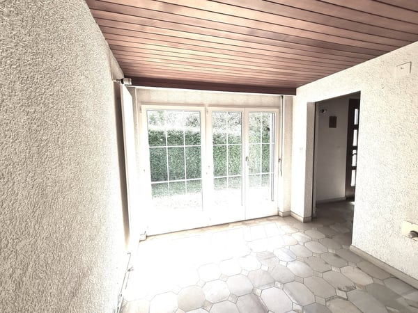 GROSSE BAISSE DU PRIX DE VENTE - Grande maison familiale de 7,5 pièces bien située avec garage 10