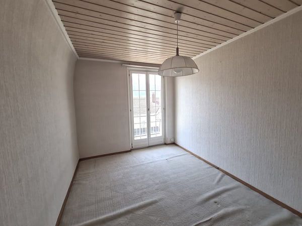 GROSSE BAISSE DU PRIX DE VENTE - Grande maison familiale de 7,5 pièces bien située avec garage 15