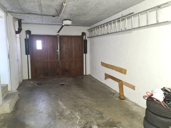 GROSSE BAISSE DU PRIX DE VENTE - Grande maison familiale de 7,5 pièces bien située avec garage 25