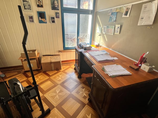 Joli immeuble à rendement bien entretenu comprenant 6 appartements, 1 atelier et 3 garages 36