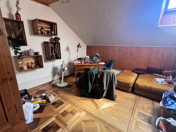 Joli immeuble à rendement bien entretenu comprenant 6 appartements, 1 atelier et 3 garages 20