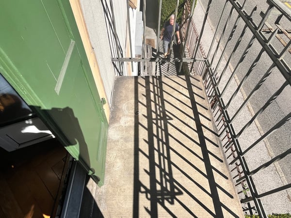 Joli immeuble à rendement bien entretenu comprenant 6 appartements, 1 atelier et 3 garages 15